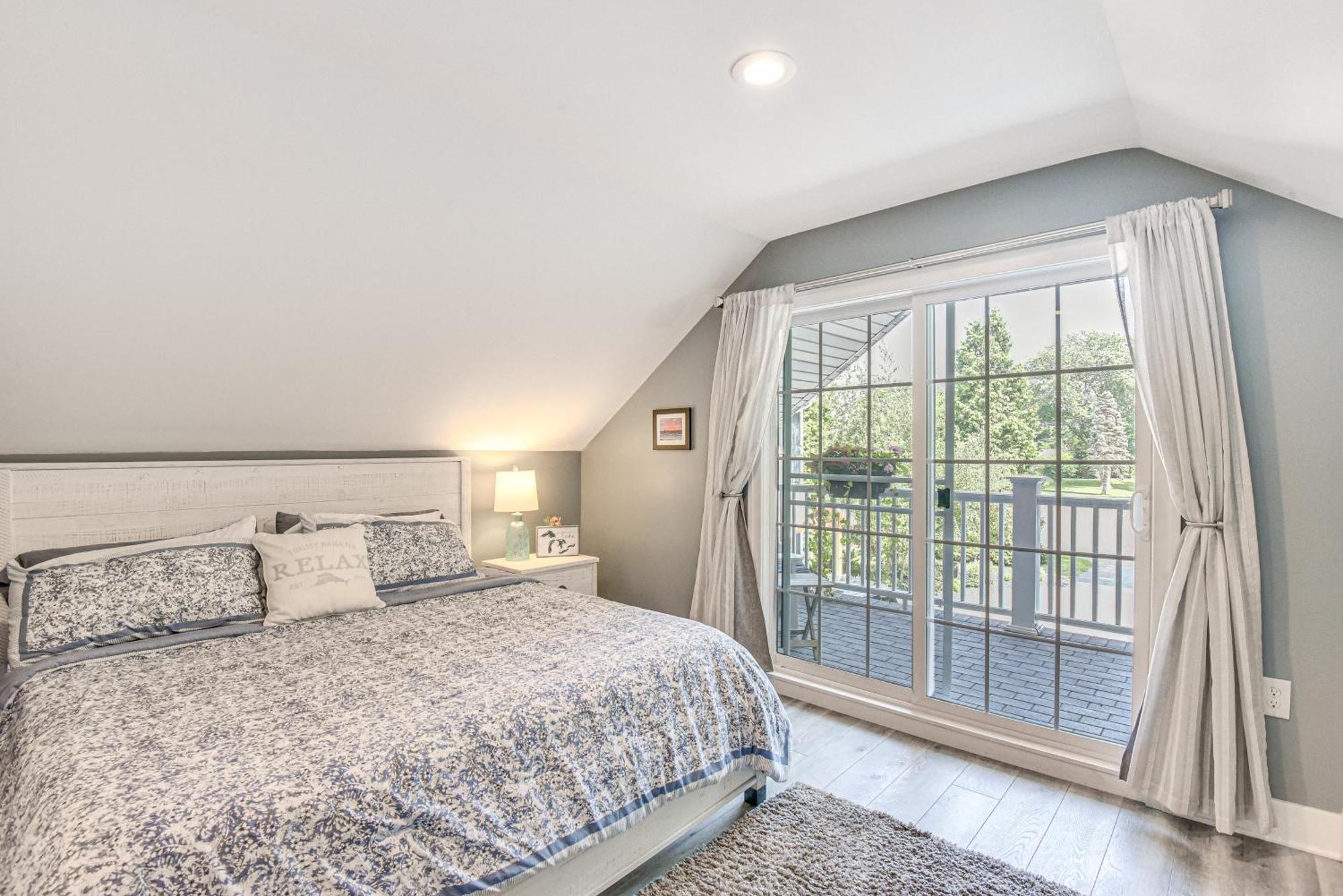 Benton Harbor Apt With Balcony And Shared Fire Pit Экстерьер фото
