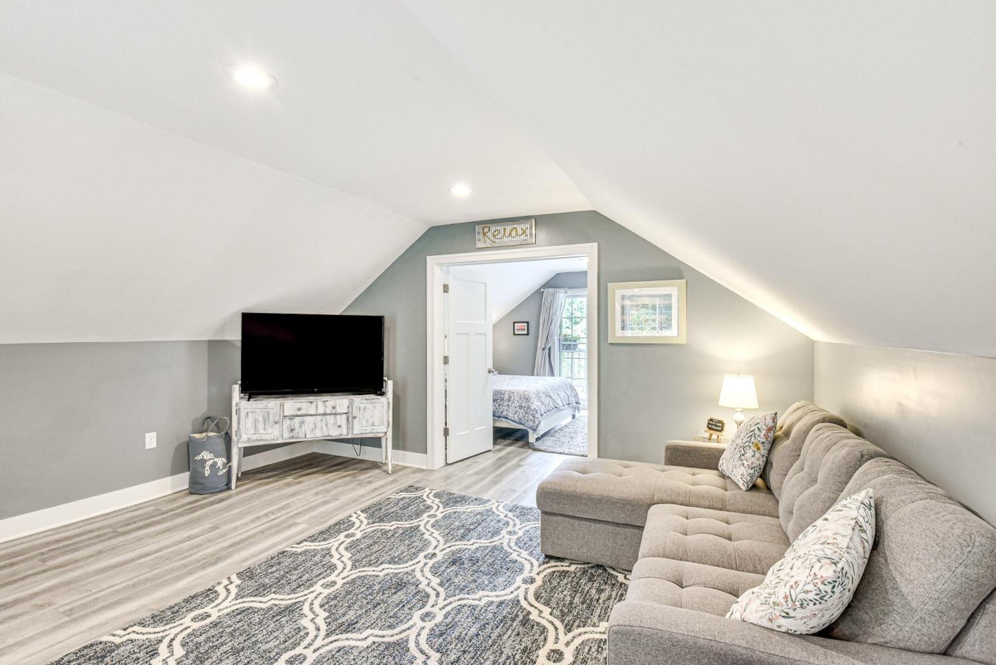 Benton Harbor Apt With Balcony And Shared Fire Pit Экстерьер фото